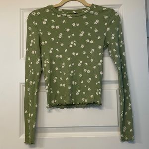 Forever 21 Lettuce Edge long sleeve